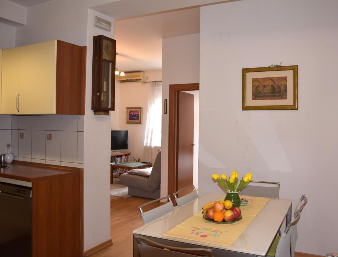 Apartment Sene Сплит Екстериор снимка